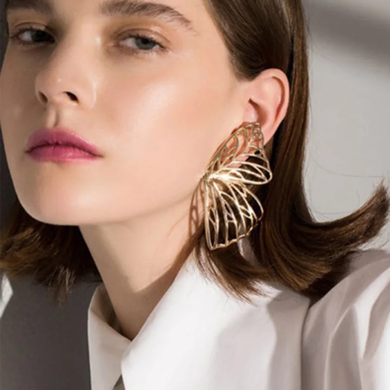 Hollow Out Metal Butterfly Chunky Earrings - Fashion Geometric Double Wings Dangle Jewelry for Women.